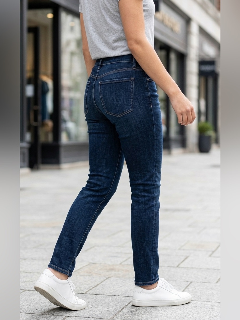 Eileen Fisher Dark Wash Organic Cotton Skinny Jeans Size 4